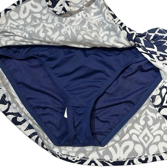 Tommy Bahama Ikat Diamond Skirted Hipster - Picture 8 of 14